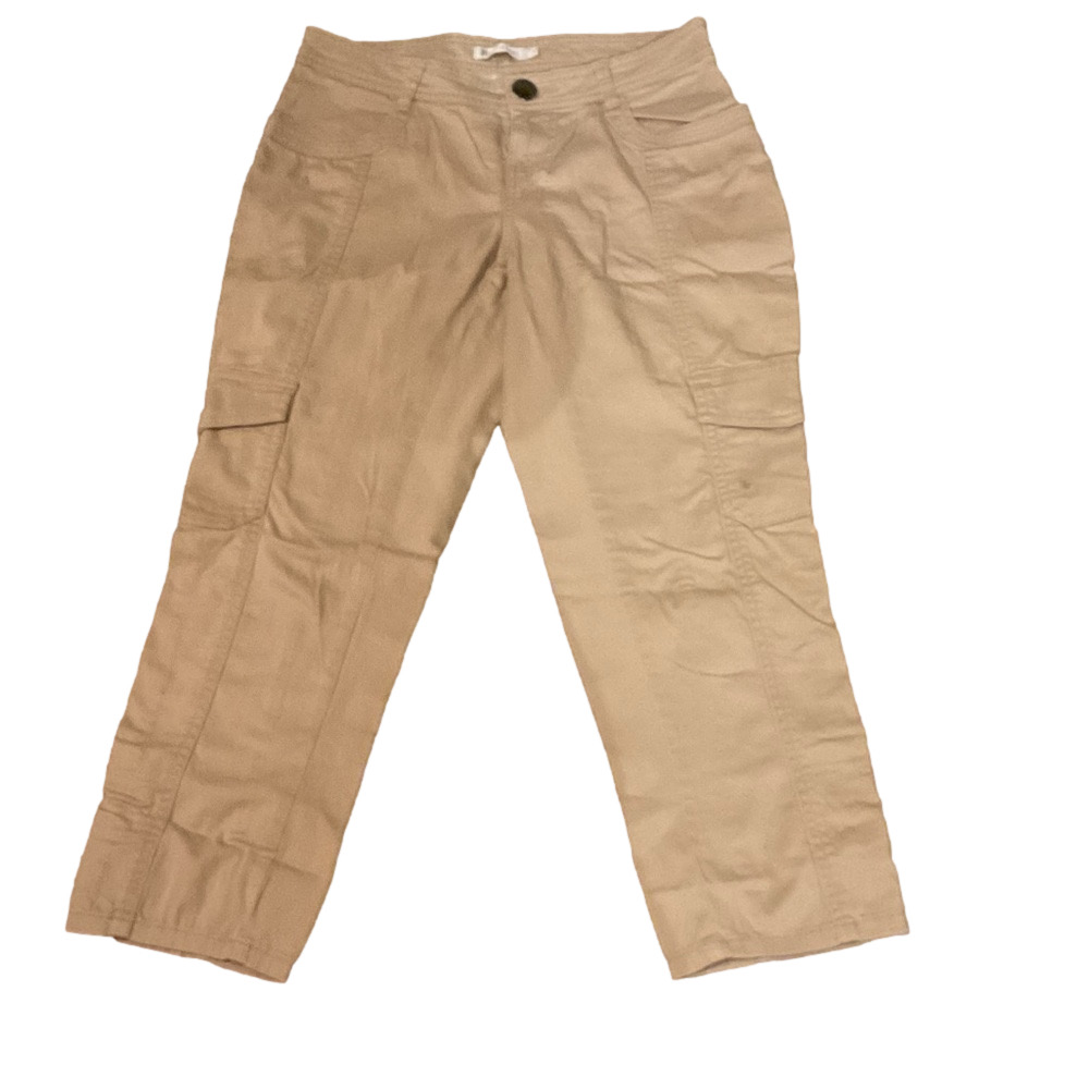 Women's Casual Capris in Tan